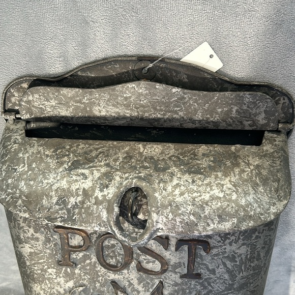 NWT Mail Box Galvanized - Picture 5 of 11